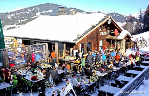 Bercail-restaurant-d-altitude-la-clusaz